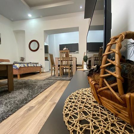 Apartment Neno 2 เทรบินเย ภายนอก รูปภาพ