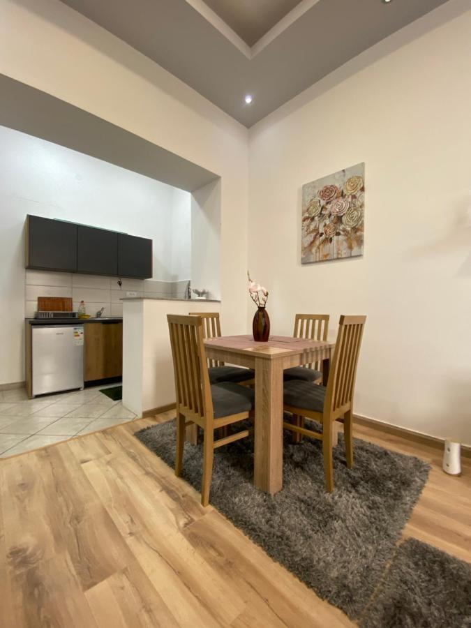 Apartment Neno 2 เทรบินเย ภายนอก รูปภาพ