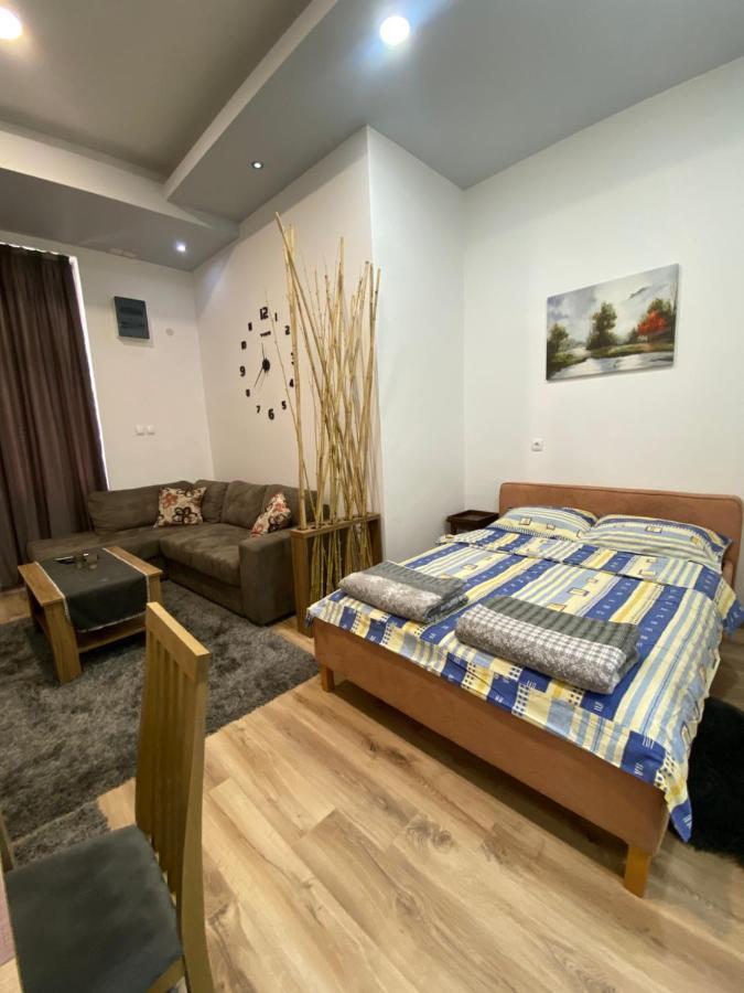 Apartment Neno 2 เทรบินเย ภายนอก รูปภาพ